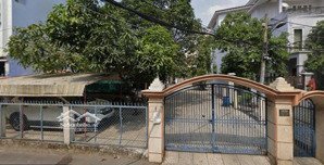 nhà đường hẻm nguyễn cửu đàm, 8m x 30m, cấp 4, giá 27 tỷ