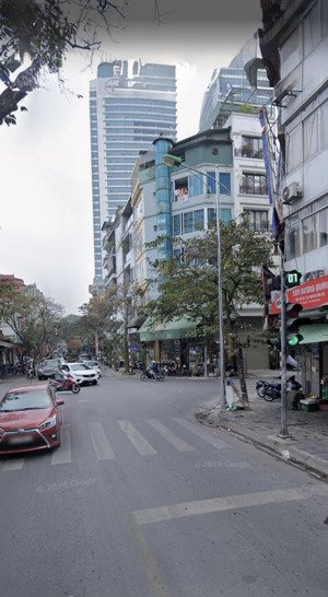 khách sạn mặt phố cửa bắc 170 tỷ - 150m2- 15 tầng - trung tâm quận ba đình - doanh thu 500 tr/ th