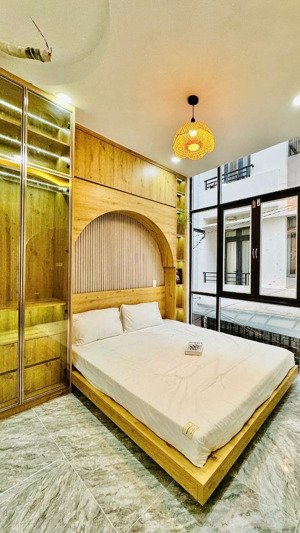 bán gấp trong tháng - bán nhà hẻm huỳnh văn bánh 17.9m² 3 tầng - 4.68 tỷ