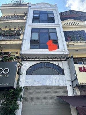 bán nhà mặt phố hồng tiến 70m2x3 tầng - vị trí đỉnh, không vướng cầu - vừa ở vừa kd - dòng tiền nét