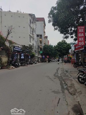 bán đất khu 31ha, trâu quỳ, gia lâm, dt 246m, mt 12m, ô tô tránh, vỉa hè, kinh doanh, nhỉnh 38 tỷ.