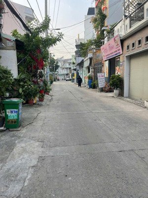 nhà phường tân thới hiệp 20 dh 6.5m x 17m nở hậu 8.5m giá 4 tỷ 639 triệu sổ hồng