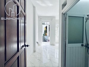 cho thuê phòng trọ ngay lê văn quới có ban công 2 triệu 7 có máy lạnh sạch sẽ