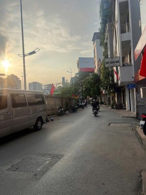 bán nhà phố âu cơ, tây hồ, cạnh xuân diệu, tứ liên, nhà thang máy, dt 80m2* giá 18 tỷ