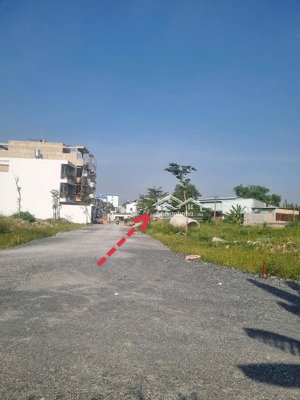 bán đất 5m x 17m sổ hồng riêng, đường nhựa 13m cách bùi thị lùng 70m thới tam thôn, chợ hóc môn