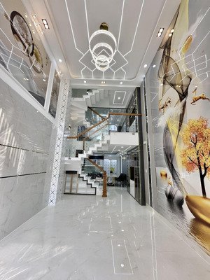 đường xe hơi 6m thông - nhà đúc 5 tầng - cạnh đầm sen - chỉ 7,x ty + vị trí: khúc đầm sen - hò