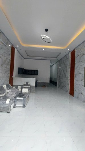 chỉ 1,05 tỷ có nhà ngay đ. ngô quyền, p. lái thiêu, thuận an cách kcn vsip1 500m và tttm aeon 300m.