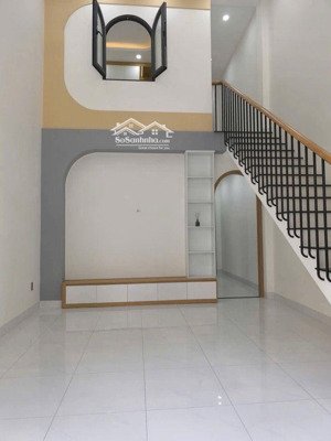 nhà mới tinh man thiện, hẻm 60 đẹp nhất khu 2 tầng,3pn,ô tô tận cửa chỉ xấp xỉ 6 tỷ