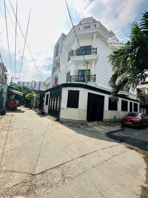 cần bán gấp nhà khu 10ha vip tân thới nhất, q12 vị trí đắc địa: gần công viên, trường học cấp