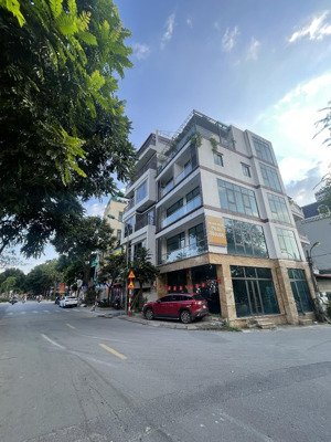 phố trạm - nhà mới - 74m2 mt 6m- lô góc - 7 tầng thang máy - đường rộng ô tô thông tránh - 23.3 tỷ