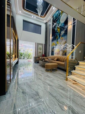 siêu phẩm thạnh xuân 25 5 tầng full nội thất gara ô tô 80m2 chỉ 7.68 tỷ