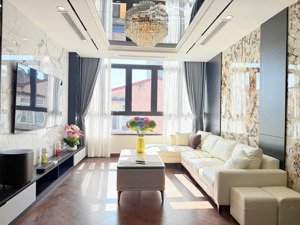 nhà đẹp khu phân lô phố mạc thái tổ oto tránh đỗ vỉa hè kinh doanh