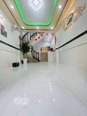 nhà đẹp ở liền gần khu tên lửa - giáp q6 - btct 3 tầng kiên cố - hẻm xe hơi - nở hậu - nhỉnh 4 tỷ