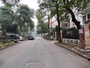 biệt thự linh đàm, giá rẻ nhất khu vực,