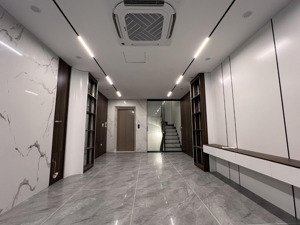 nhà 7 tầng phố sài đồng, ôtô tải thông, kinh doanh. s 54m, mt 4m, thang máy, gara, giá 16.2 tỷ.