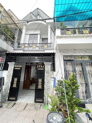 chính chủ gửi giá tốt khu dĩ an | 4,38 tỷ (tl) dt: 64m đất vuông vức kết cấu: trệt lầu