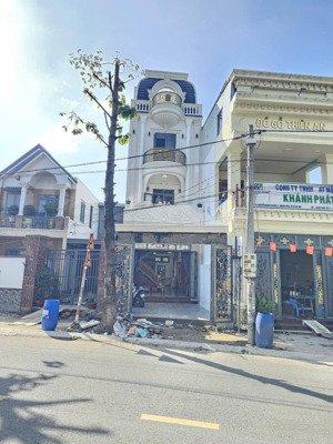 bán nhà mt nguyễn đình chiểu đông hòa, dĩ an. dt: 100m2 (thổ cư 70,5m - 4,88x21)