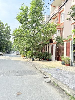 biệt thự bình lợi, view sông sài gòn, bình thạnh, 300m2, 19x16m, 3t, mt đường 12m - chỉ 150 triệu/m