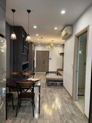 cần bán căn hộ 2 ngủ cc new horizons- 87 lĩnh nam . dt 73m2 . giá chào 6,xxtỷ