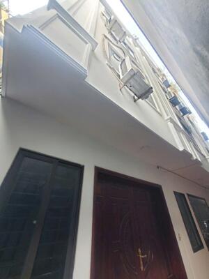 Bán nhà Phố Trạm,Long Biên 5 tầng,31m,mt4.9m oto đỗ cổng nhỉnh 7 tỷ