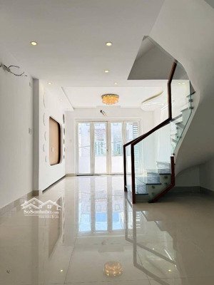 b.án nh.à mặt tiền 4 tầng ngay đường số 2a khu gò xoài. dt 46m2 - 4pn, 4wc. shr