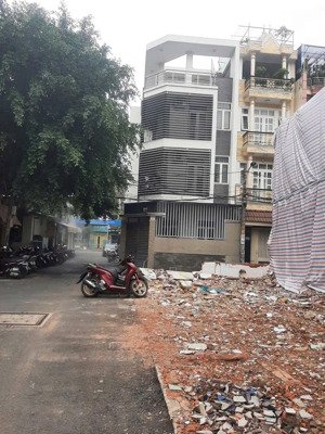 cần bán đất góc 2 mặt tiền-hẻm xe hơi 6m, đường nguyễn văn lượng, phường 17, gò vấp, nhỉnh 8 tỷ.