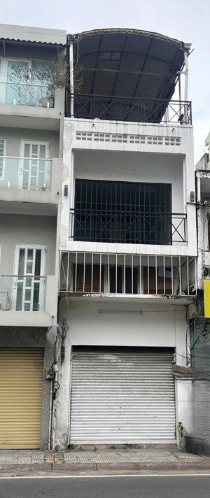 bán nhà mặt tiền trần phú diện tích 43,29m2 - 2 lầu giá chỉ 8,9 tỷ giá cực tốt