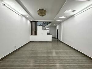 Bán nhà HXH Nguyển Kiệm, P9, Phú Nhuận, 91m2, 2 tầng, cách mặt tiền 40m, ngang 4,7m.