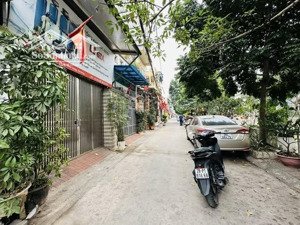 bán nhà đa sỹ kiến hưng hà đông dt 71m x 4tx mt 3,8m giá 14,8 tỷ có thương lượng