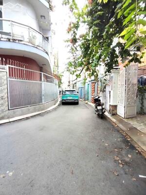 Ô TÔ NGỦ TRONG NHÀ, MẶT TIỀN KINH DOANH 60m2(6 x 10), 9.3ty TL