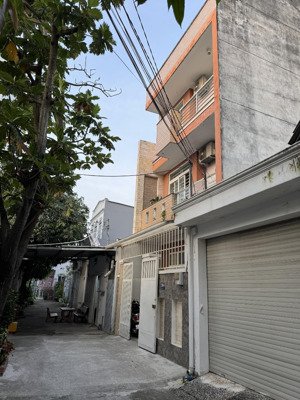 bán nhà trục xa lộ hà nội - chợ kiến thiết- ngay ngã tư thủ đức | giá 8,5 tỷ