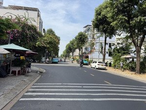 bán đất mặt tiền cạnh sông - trục lê văn việt, tăng nhơn phú - giá 12,5 tỷ