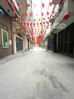 chính chủ bán nhà trích sài, gần hồ tây, 86m2, 6 tầng, thang máy, ô tô vào nhà, 25 tỷ