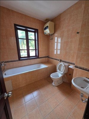 cần bán biệt thự ciputra phân lô 2 thoáng trước sau khu vip tây hồ