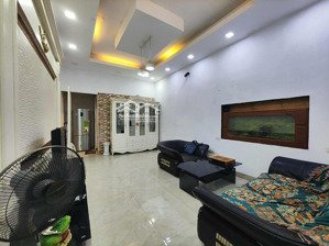 bán nhà phố kim mã 56m - 4 tầng - mặt tiền 3.9m - giá tốt 9.5 tỷ 