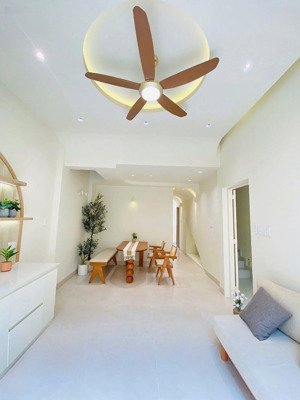 ngang 5m x 13m - hẻm xe tải thông - hương lộ 2 - giáp tân phú - 4 tầng - 5 phòng ngủ - xây hiện đại