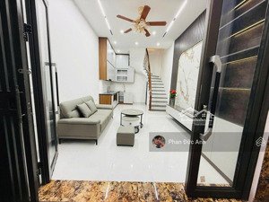 bán nhà ngọc khánh 33m - 5 tầng - giá chào 7.98 tỷ 