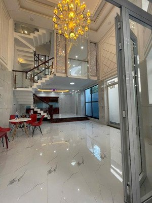 cần bàn nhà phố mặt tiền đường phú định lộ giới 20m cách võ văn kiệt 200