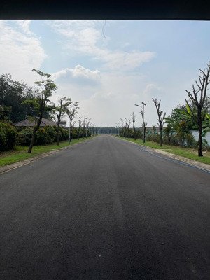 chỉ với 395 tr sở hữu nền đất ngay trung tâm khu công nghiệp vsip 2 diện tích 70m full thổ cư