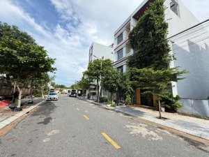 bán gấp lô đất đường 7m5 ngô quang huy sơn trà du lịch biển