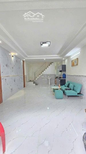 bán nhà ngay bà hom nối dài 4 x 10 3 tầng hẻm xe hơi đủ công năng chỉ nhỉnh 4 tỷ xíu