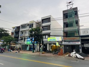 bán nhà phố mặt tiền man thiện - căn hộ dịch vụ - dòng tiền cao - giá 20 tỷ