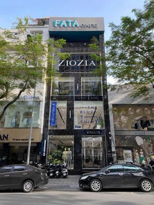 độc quyền thuê nhà mặt phố chùa bộc, nhà đẹp vuông vắn, khu trung tâm kinh doanh, để xe thoải mái