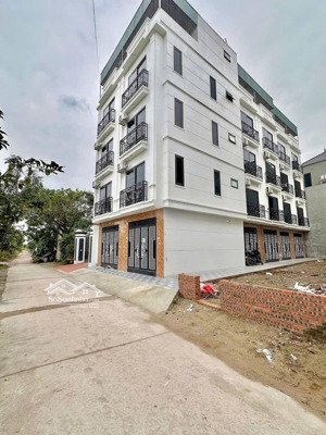 nhà mới đón tết, bán nhà 33m2x5t, 3pn oto đỗ cửa ở biên giang, gần ql6, về ở ngay giá rẻ chỉ 3,4 tỷ