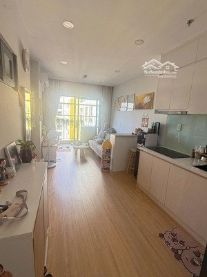 cần bán gấp căn 2pn bcons garden giá 1ty8 bao sổ. hỗ trợ vay bank