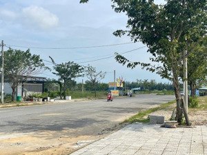 nguyễn gia thiều ,khu đô thị số 4, còn duy nhất 1 lô trục chính đường 27m sát sông giá đầu tư