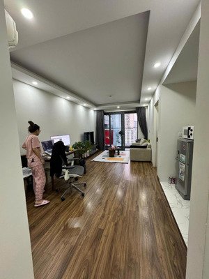 (giá thật) tôi bán căn hộ cc rivera park hà nội, 8 tỷ, 70m2 (2pn+2wc), b/c: đn, full nội thất !!!