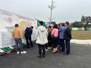 bán đất vai réo, phú cát, hà nội, 30 triệu/m2, dt 100m2, mt 6m, cách nhà máy in tiền chỉ 1km