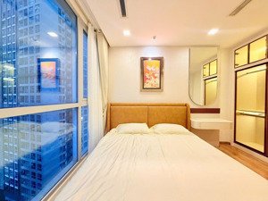cho thuê căn hộ tại vinhomes central park full nt, giá cực tốt lh 