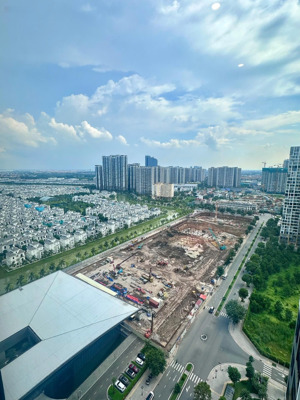 chính chủ bán căn góc toà p4, view đẹp, dt 64m, 2pn, full đồ. lh 